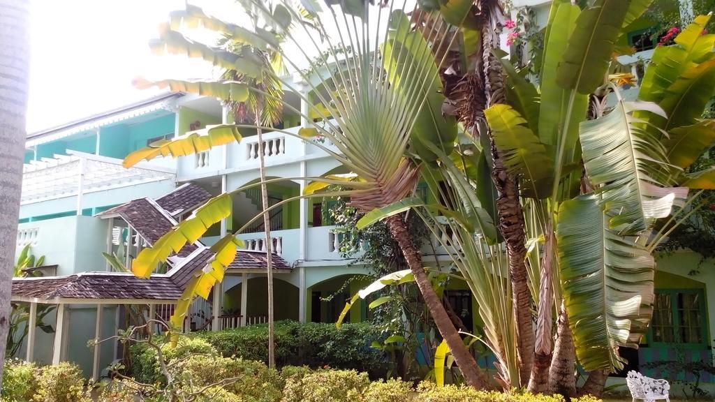 Doctors Cave Beach Hotel Montego Bay Exterior foto